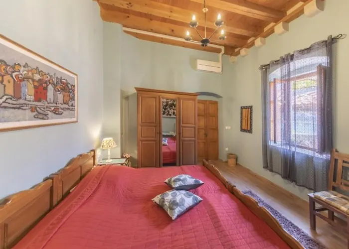 Gradi فيلة Mokošica