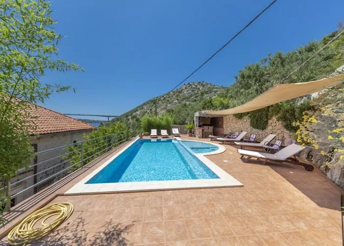 فيلة Gradi Mokošica